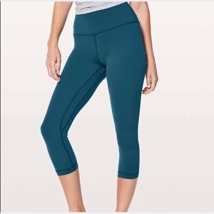 Lululemon align crop